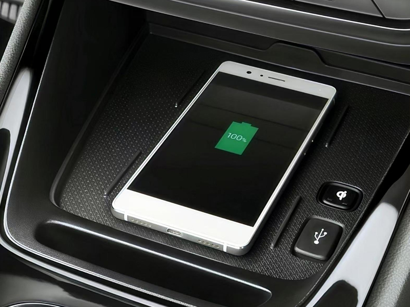 无线车载充电器