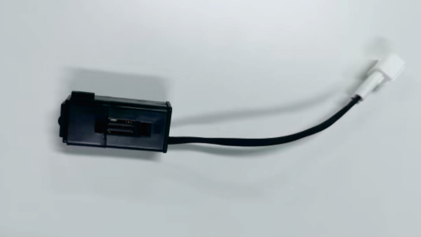 警惕！普通车载充电器纹波伤手机，选微核合·稳电卫士，低纹波更安心！